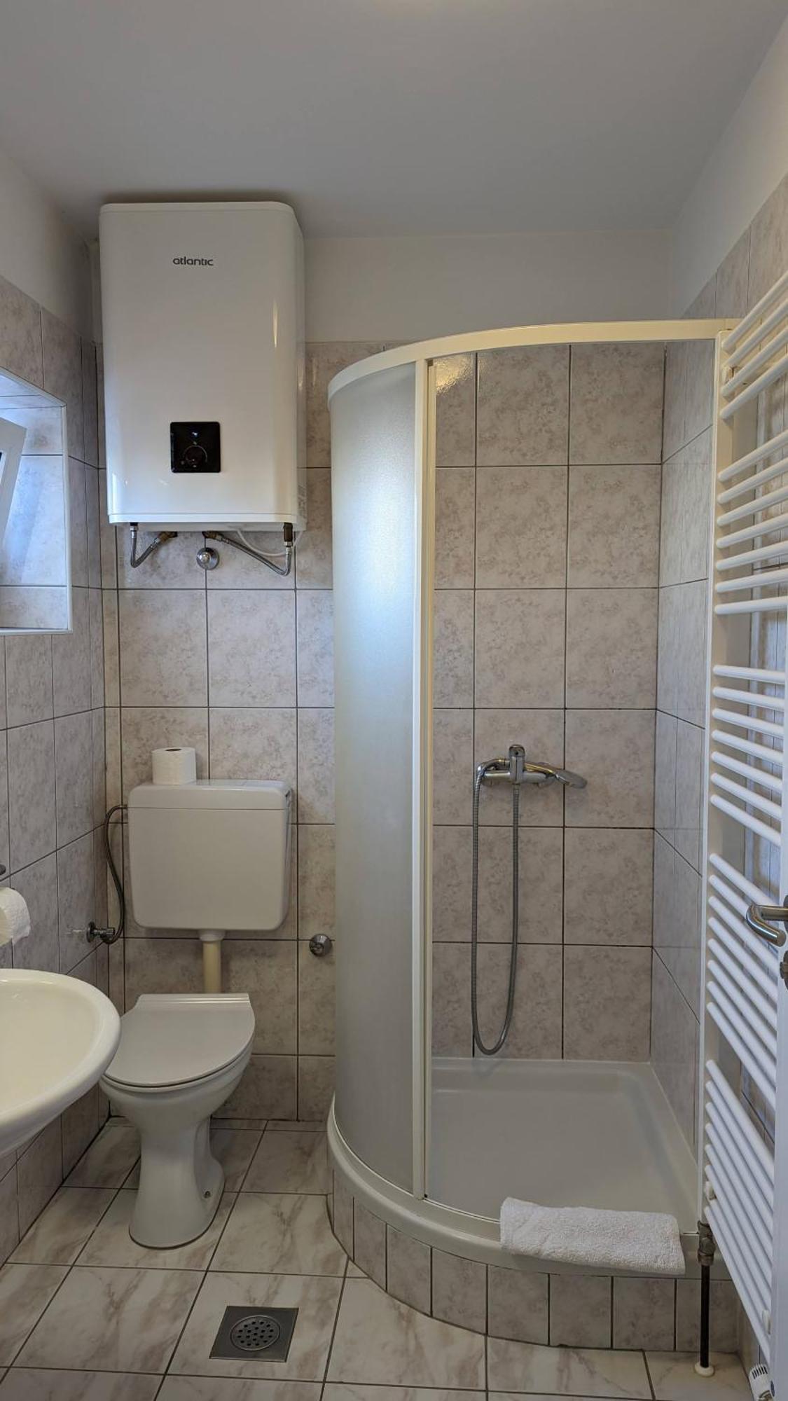 Apartments Kety - Central Heating تْسْغيكفانِتْسا المظهر الخارجي الصورة